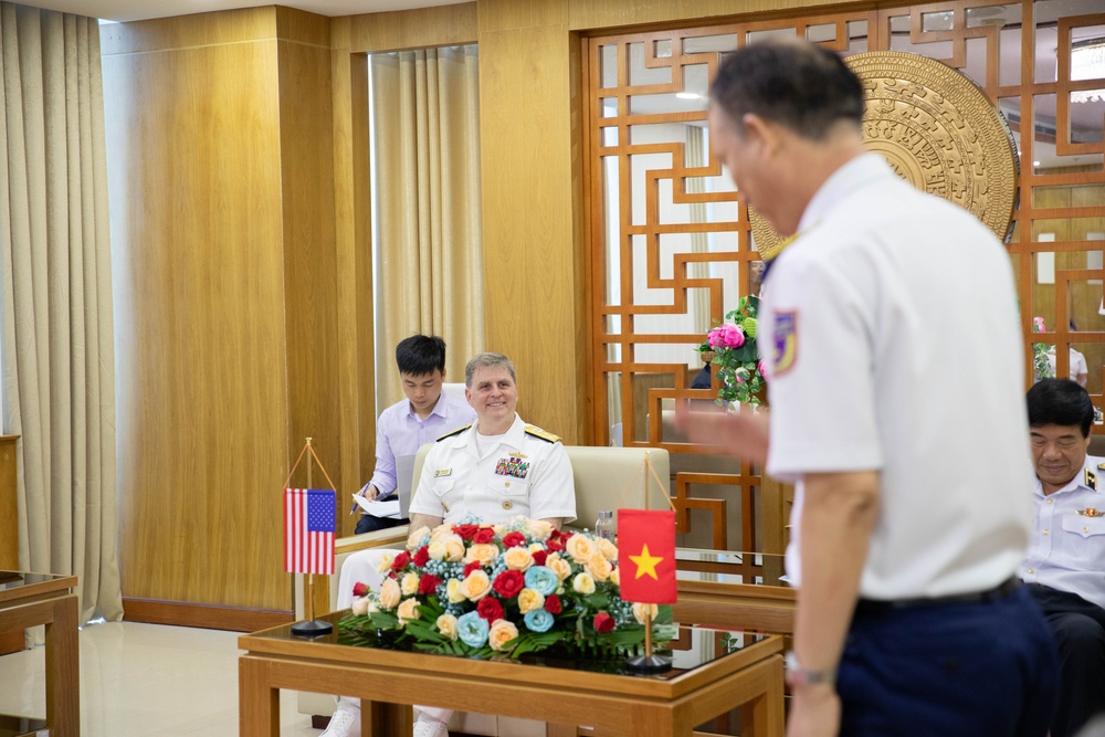 U.S. 7th Fleet Visits Vietnam