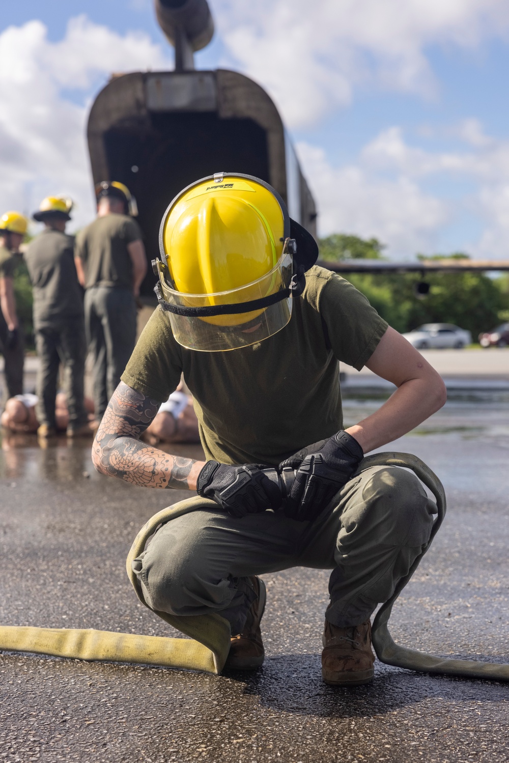 U.S. Marines, Air Force extinguish simulated aircraft fires