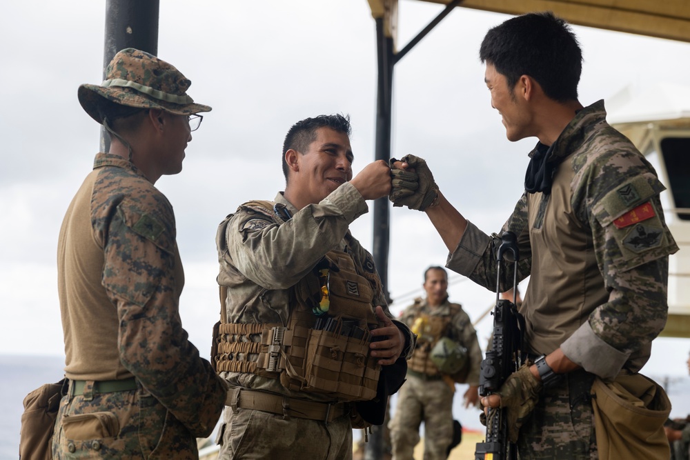 US, ROK, Peruvian Marines conduct fire team attacks during RIMPAC 2024