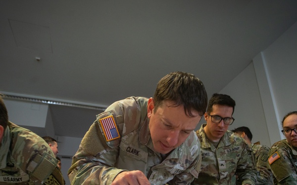 5-4 ADAR Kreigsspiel