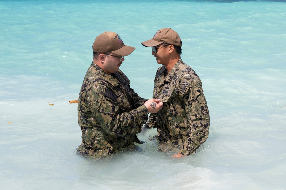 Sailors aboard Diego Garcia receive their Small Boat Qualification