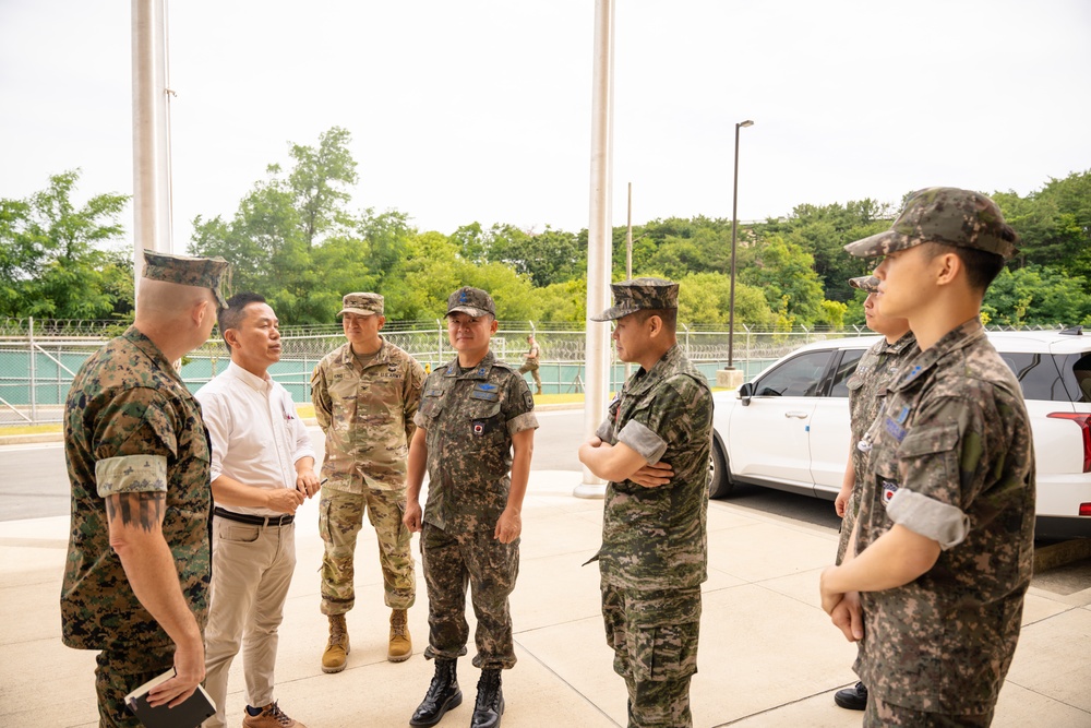 Republic of Korea Air Force Brig Gen. Jung Soo Kim visits Camp Mujuk