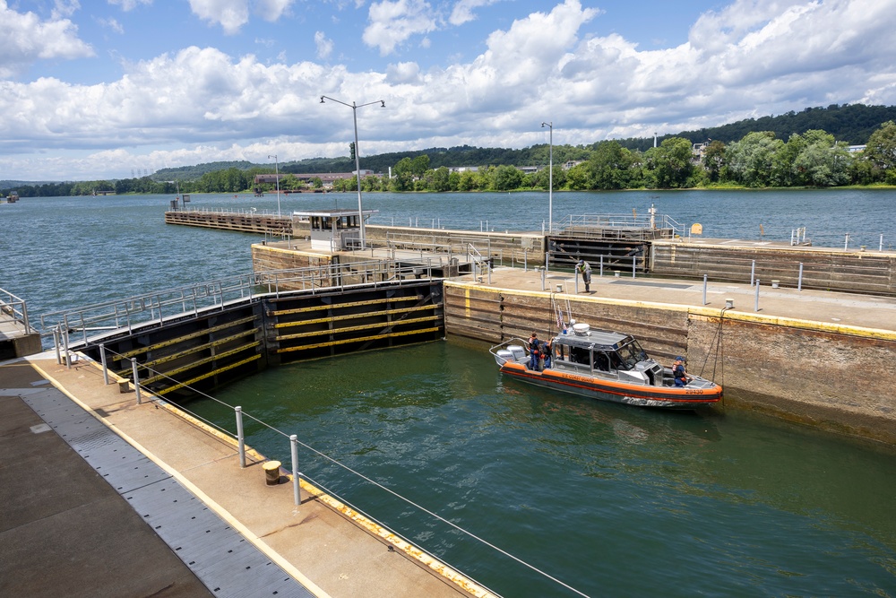 A blast from the past: Pittsburgh District completes first demolition on historic Monongahela River dam