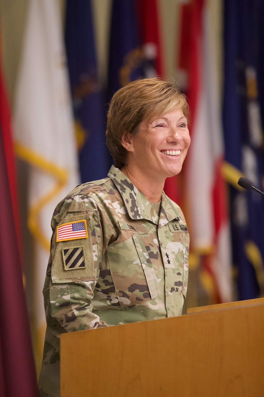 USAMRDC Welcomes New Commanding General, Command Sergeant Major