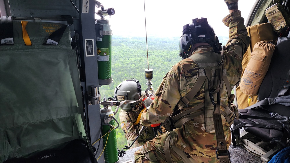 High stakes: Wisconsin Guard helicopter crew conducts search and rescue training with local agencies