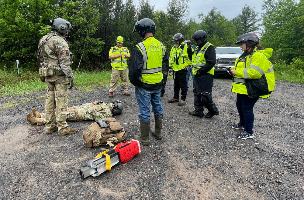 High stakes: Wisconsin Guard helicopter crew conducts search and rescue training with local agencies