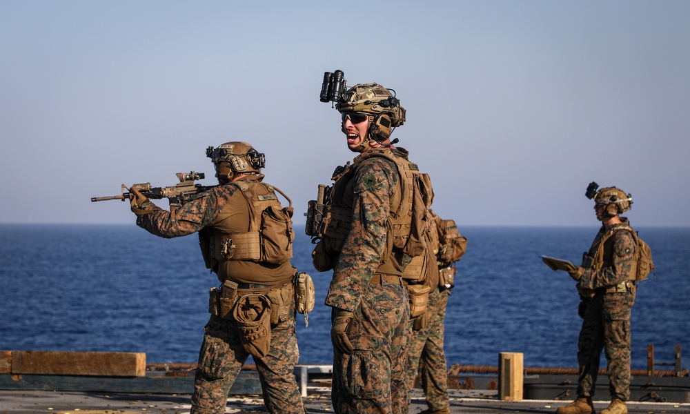 BLT 1/8, 24th MEU (SOC) Small Arms Qualifications Aboard the USS Oak Hill (LSD 51)