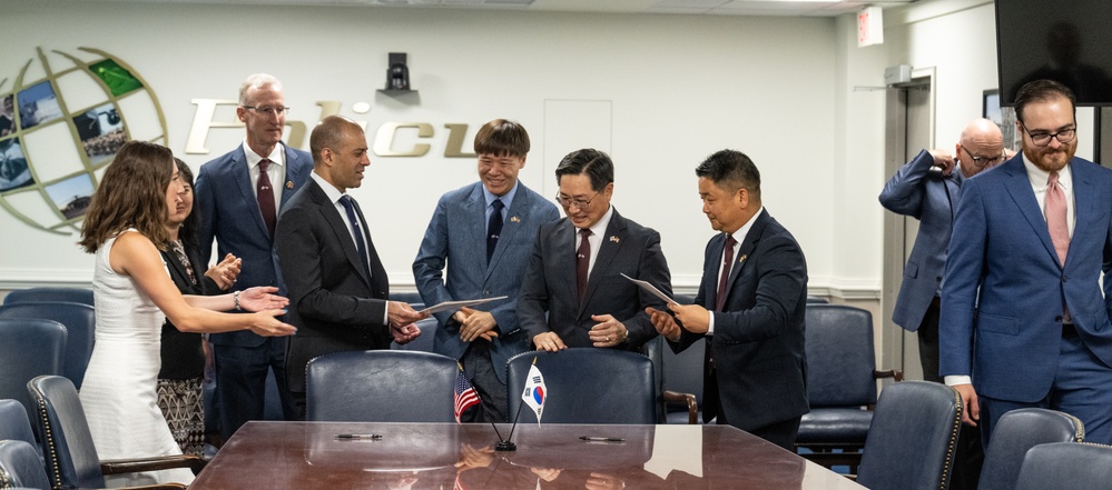 ASD Narang, South Korean Deputy Minister of Defense for Policy conduct signing ceremony