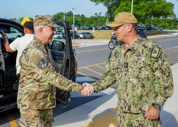 SPACECOM Commander Visits Navy Space Command