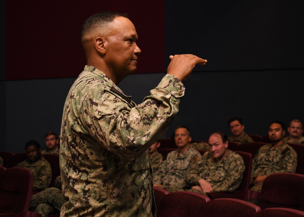 FLTCM Delbert Terrell Visits Pax River, Discusses Personnel Matters with Sailors