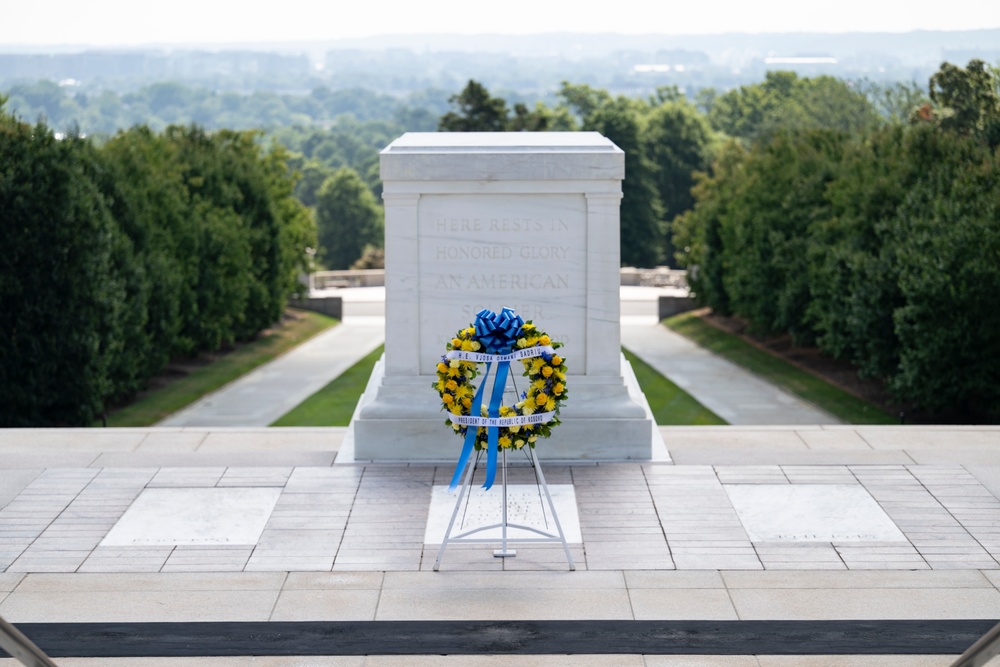 President of the Republic of Kosovo Vjosa Sadriu Visits Arlington National Cemetery