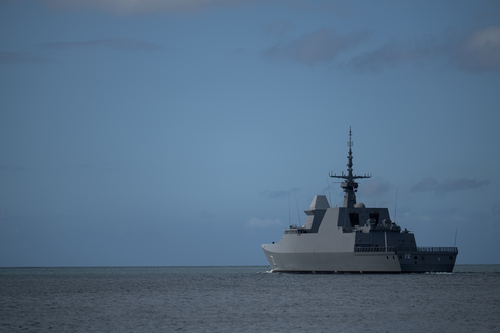 Ships Leave Joint Base Pearl Harbor Hickam to Begin Force Integration Phase of RIMPAC 2024