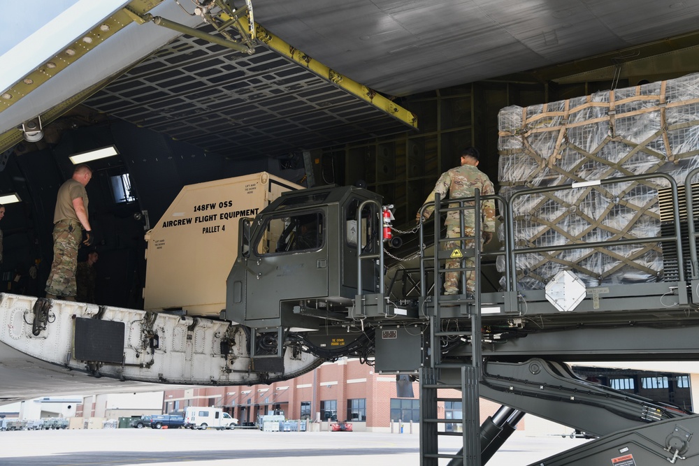 Travis Contingency Response Team supports 148th Fighter Wing deployment