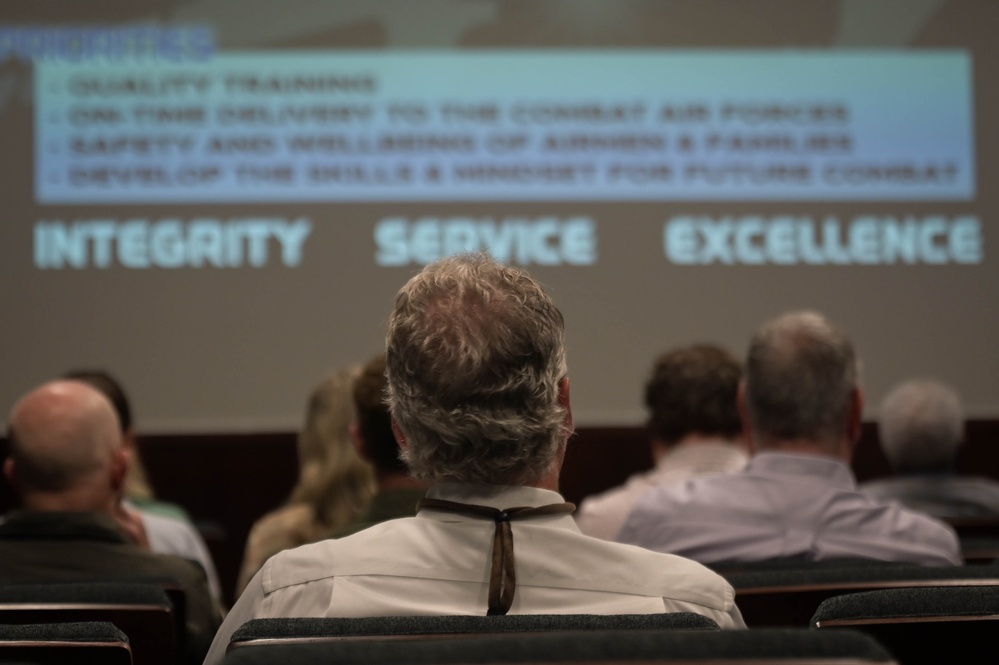 Arkansas community leaders visit 33rd FW