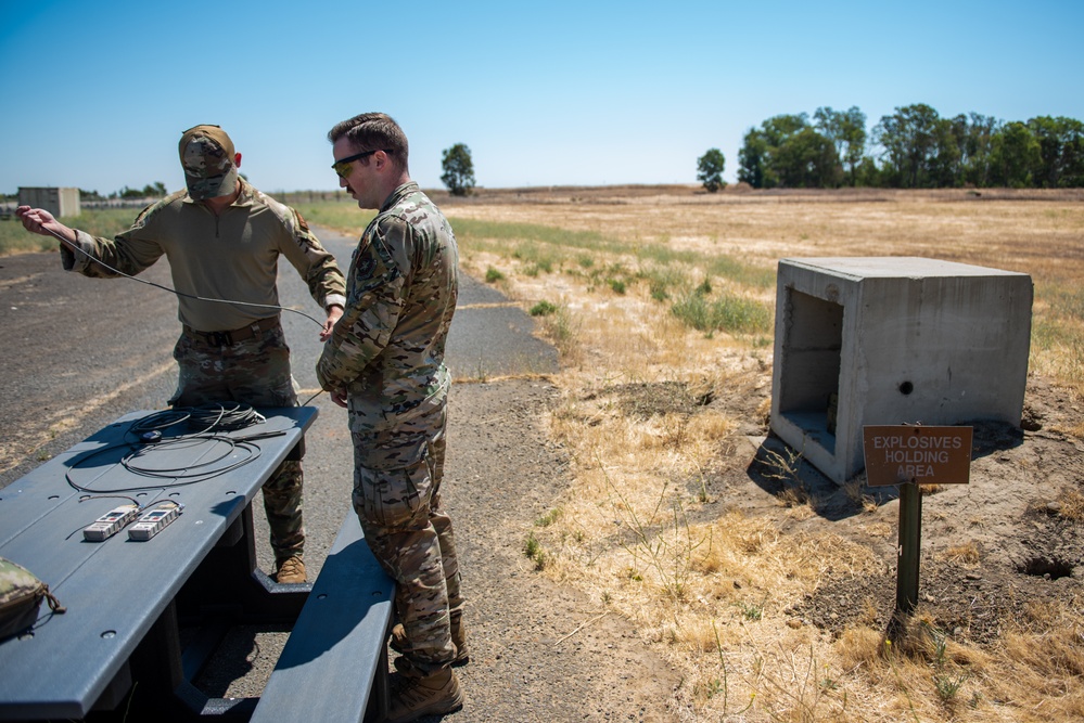 EOD holds explosive proficiency training