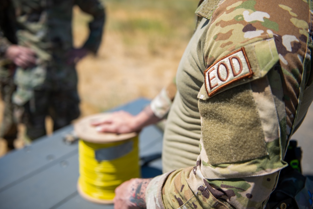 EOD holds explosive proficiency training