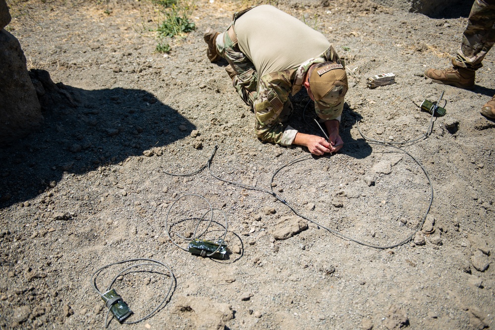EOD holds explosive proficiency training