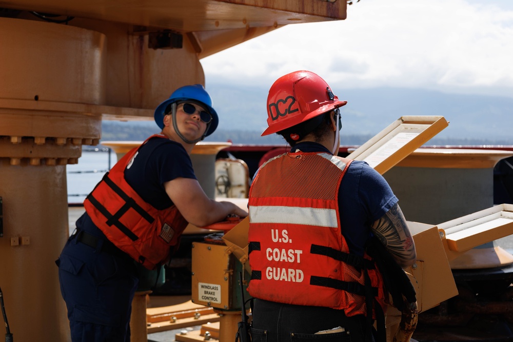 Coast Guard Cutter Healy crewmembers conduct Tailored Ship’s Training Availability