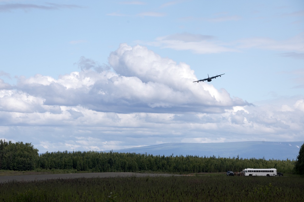 Alaska Air National Guard aviators and Air Force Special Warfare Airmen conduct airborne training