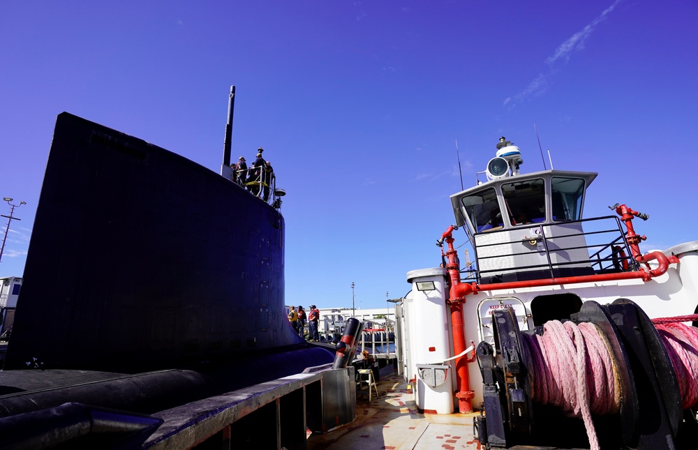 USS Minnesota Begins Sea Trials