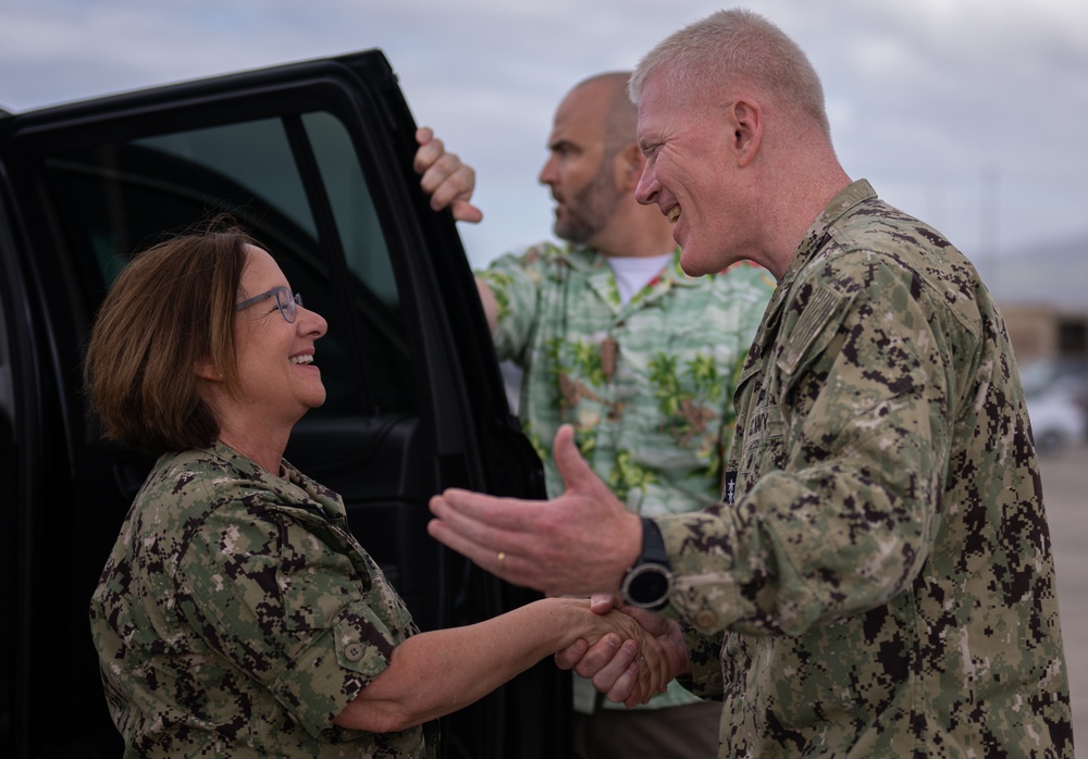 CNO Adm. Lisa Franchetti meets Vice Adm. John Wade, commander, U.S. 3rd Fleet and Exercise Rim of the Pacific (RIMPAC) 2024 Combined Task Force Commander