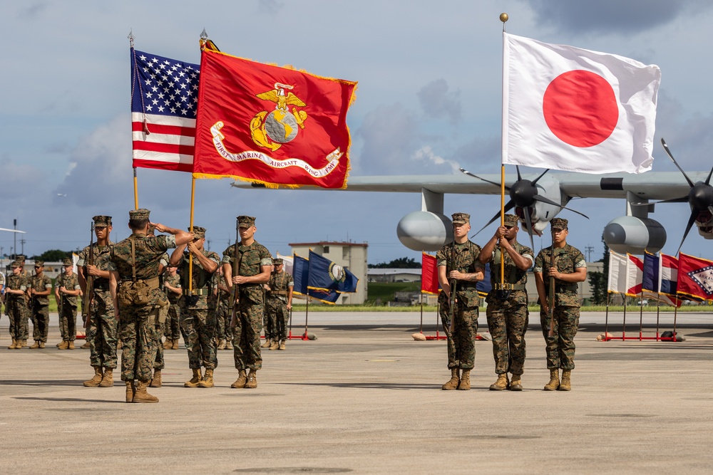 1st Marine Aircraft Wing holds change of command ceremony