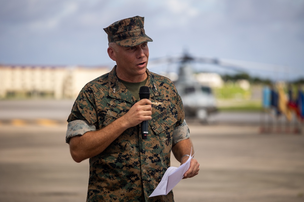 1st Marine Aircraft Wing holds change of command ceremony