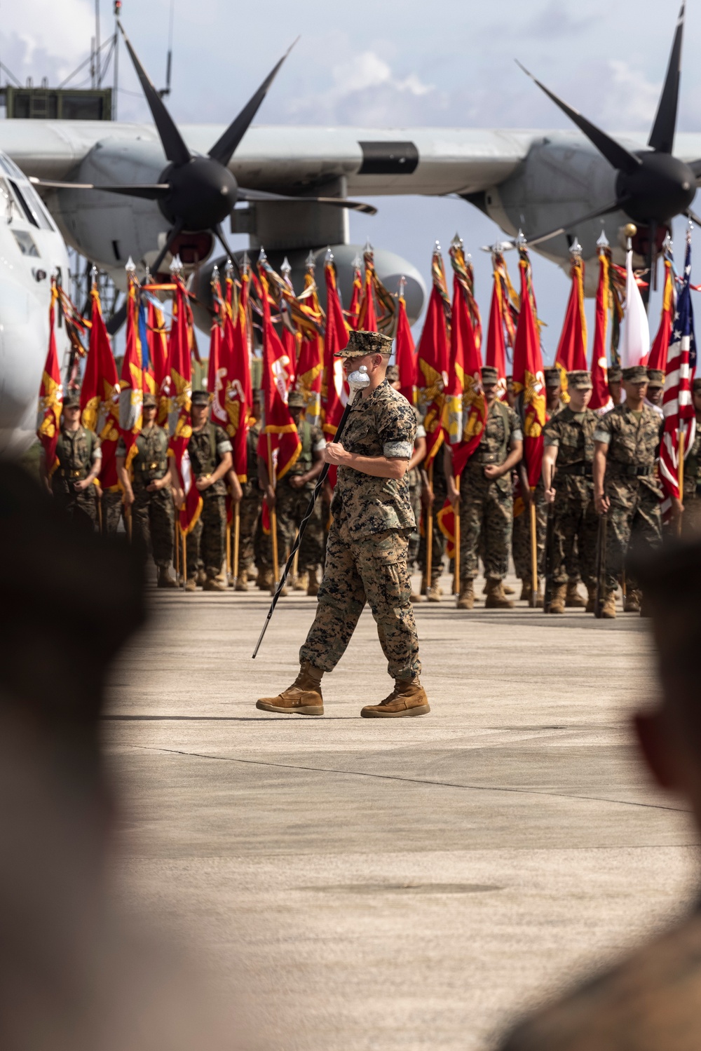 1st Marine Aircraft Wing holds change of command ceremony