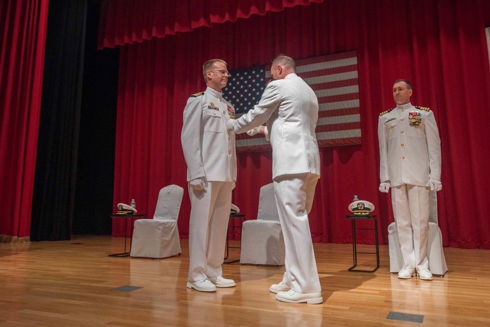 NAVFAC Far East Holds Change of Command