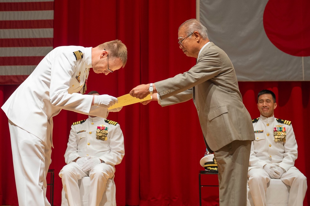 NAVFAC Far East Holds Change of Command