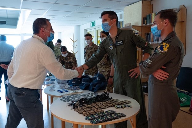 ITAF, USAF Airmen meet the real heroes