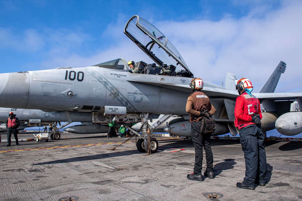 USS Ronald Reagan (CVN 76) conducts flight operations
