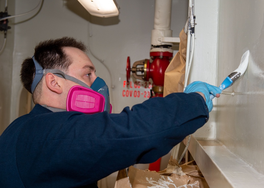 USS Ronald Reagan (CVN 76) Sailors conduct routine maintenance