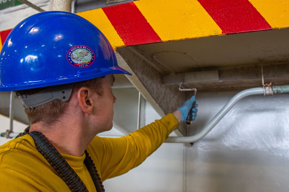 USS Ronald Reagan (CVN 76) Sailors conduct routine maintenance