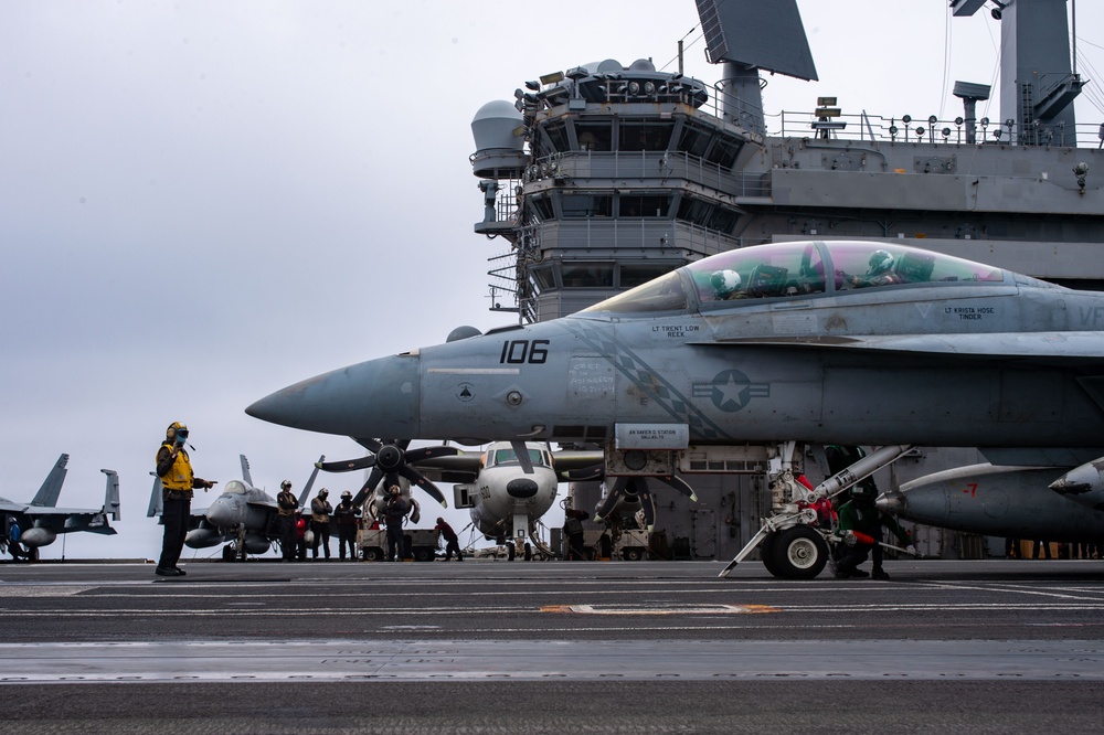 USS Ronald Reagan (CVN 76) conducts flight operations