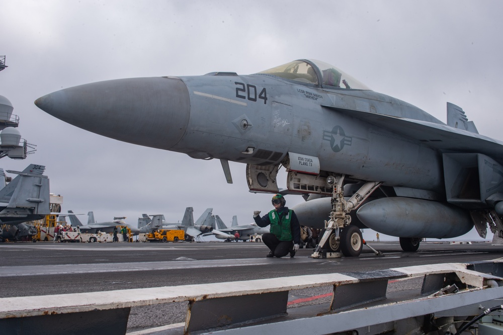 USS Ronald Reagan (CVN 76) conducts flight operations