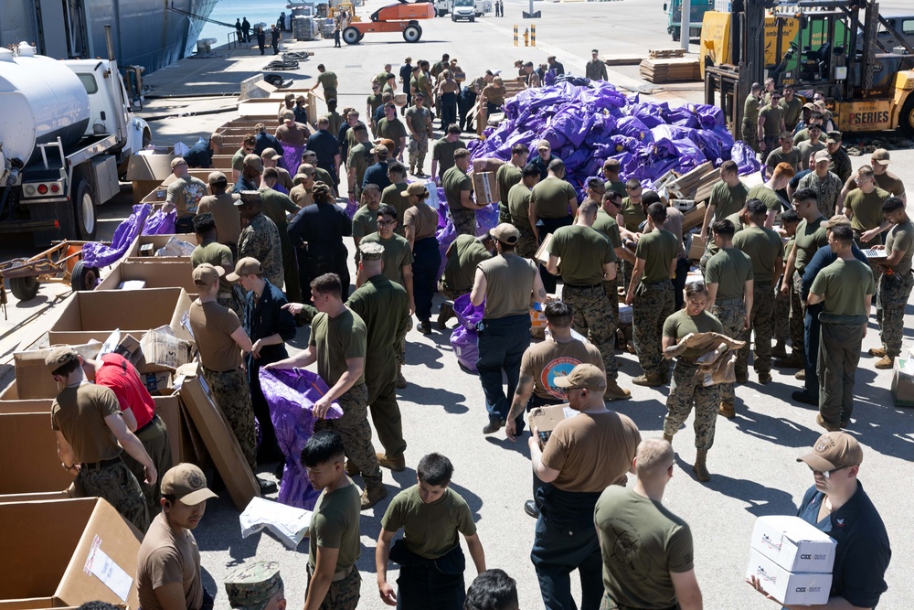 Wasp pulls into the port of Rota