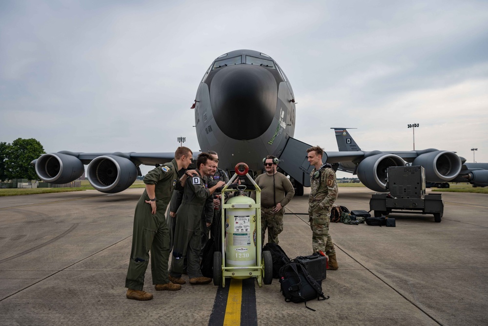 351st ARS supports RAF Waddington