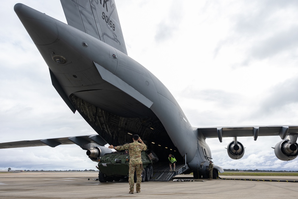 Marines with 1st LAR Bn. arrive to Australia for Rapid Deployment Exercise