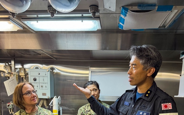 Chief of Naval Operations, Master Chief Petty Officer of Navy Attend Largest Maritime Exercise in the World, Emphasize Interoperability with Allies and Partners