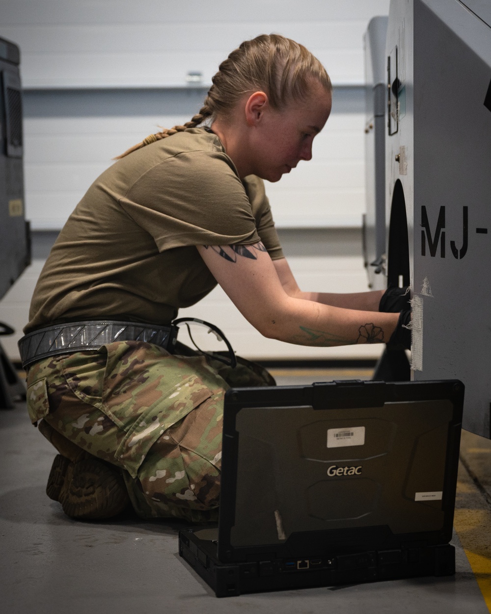 Aerospace equipment mechanics move the mission at Lakenheath