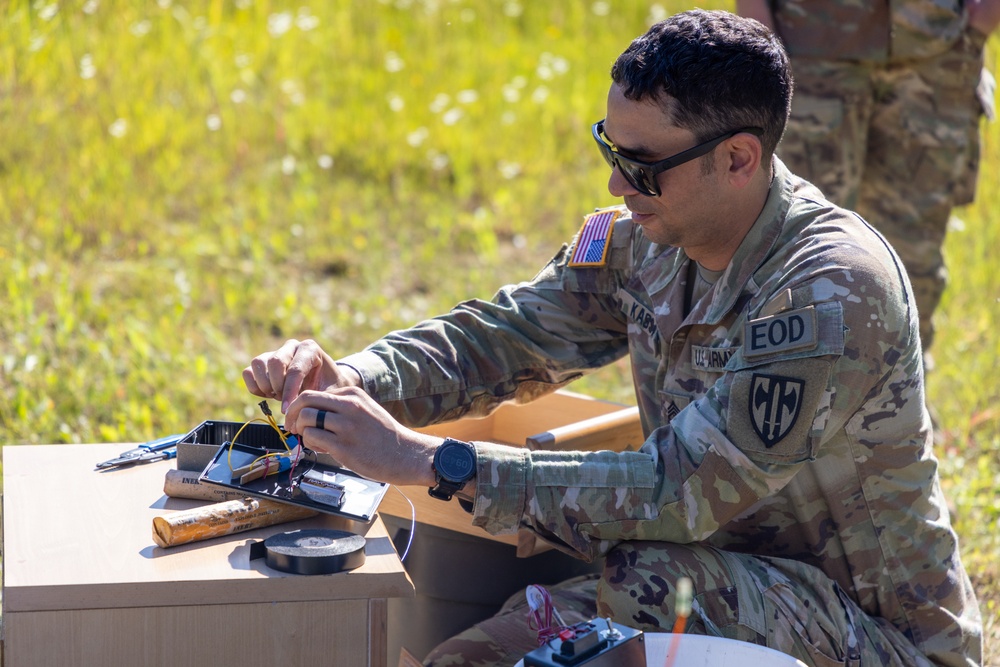 702nd Ordnance Company EOD Training