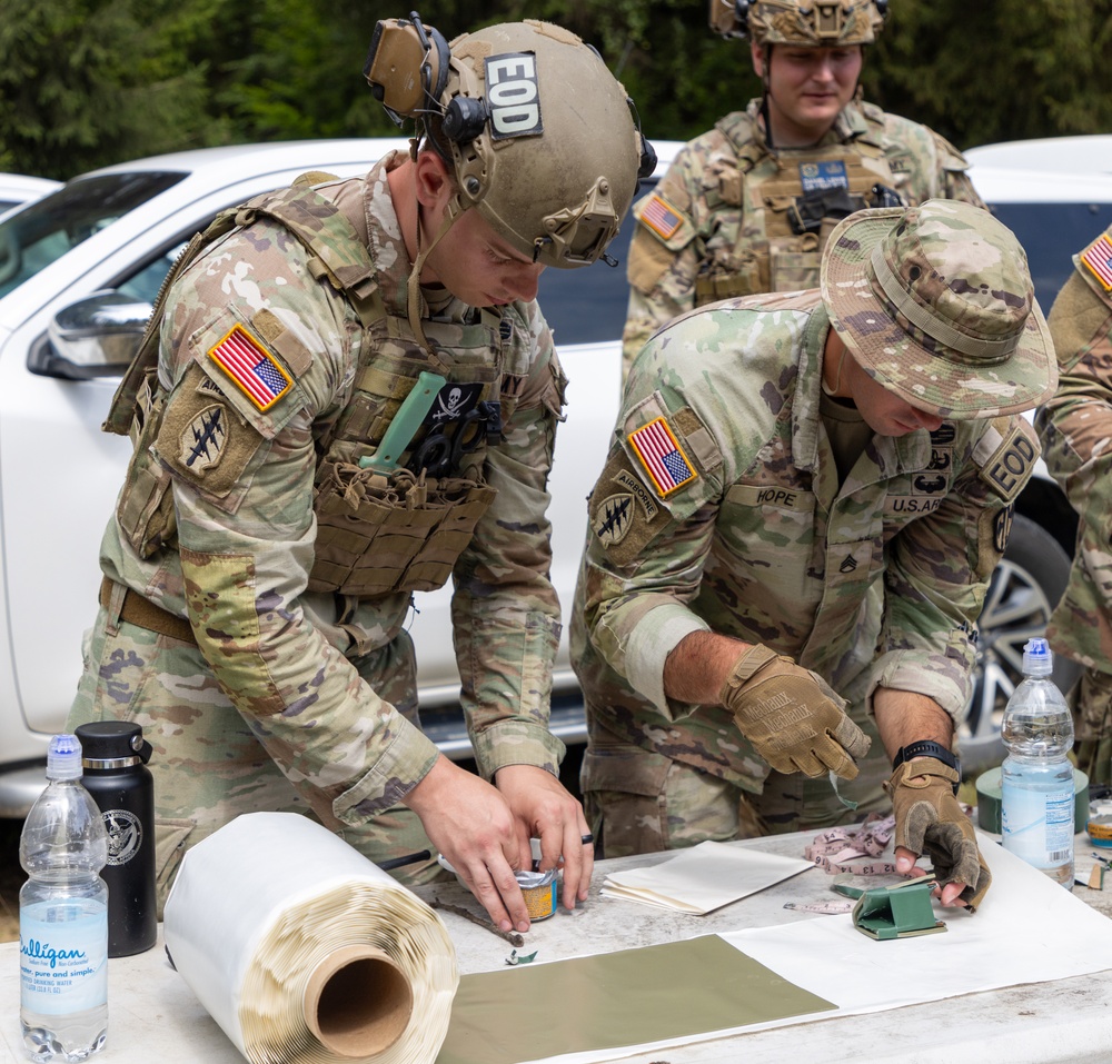 702nd Ordnance Company EOD Training