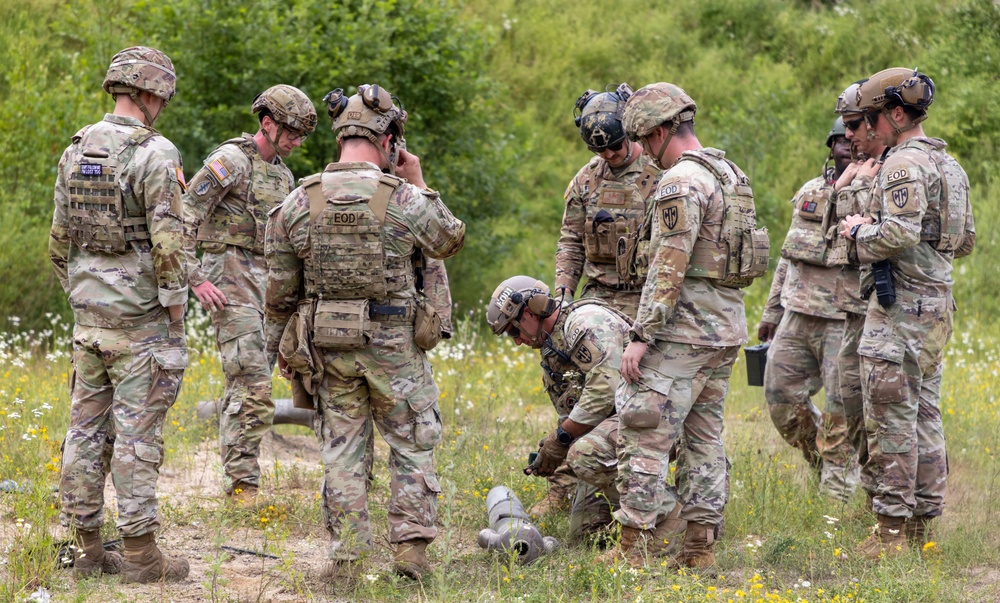 702nd Ordnance Company EOD Training