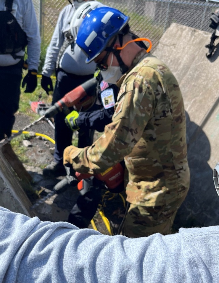 171st Firefighters Train with Pennsylvania Strike Team 1 to Enhance Readiness