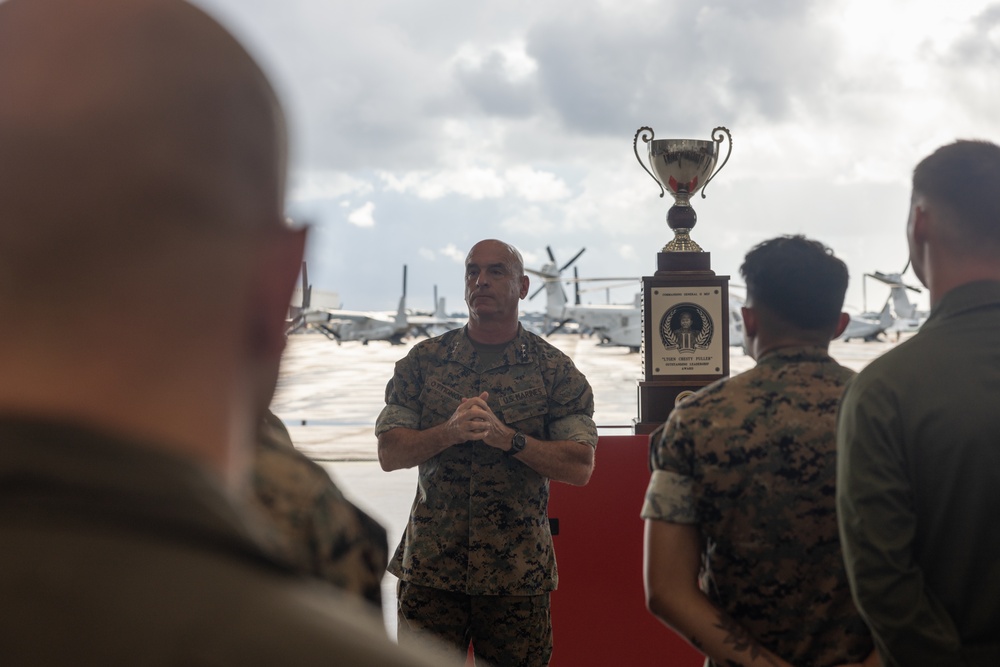 Marine Medium Tiltrotor Squadron (VMM) 261 receives the II MEF &quot;Chesty&quot; Puller Award