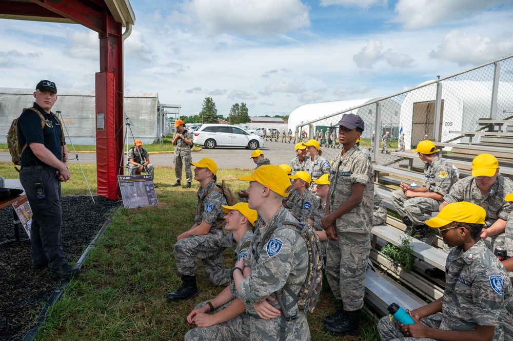 JBAB personnel train, mentor Civil Air Patrol cadets at Quantico