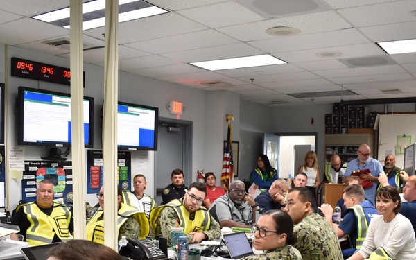 Personnel in EOC IMT Training