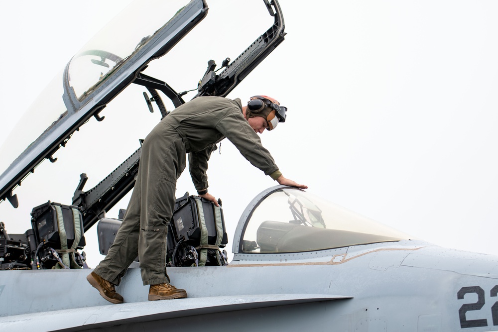 Arctic Defender | VMFA-232 (Rein.) Conducts Simulated SEAD Mission with Allied Forces