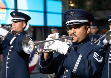 The United States Air Force Band honors Independence Day on TODAY Show